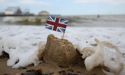 Във Великобритания май вървят към