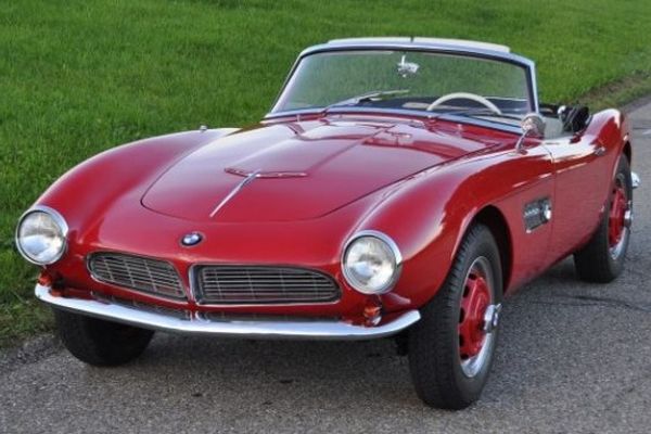 Уникално BMW 507 се продава на търг От роудстъра са произведени само 252 бройки в средата на миналия век