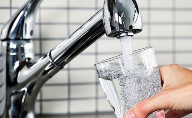 Спират водата следобед в Центъра, пълнете кофите