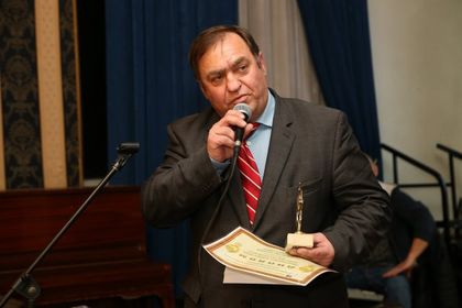 Заличават Евстатиев от всички паметници в Стрелча