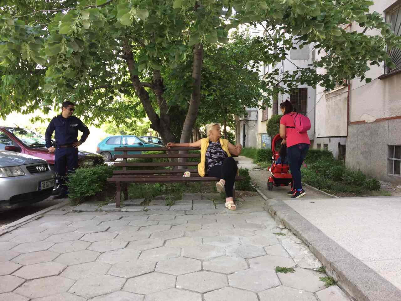 Леля Теменужка се скара на военните: Ако бяха проверили с металотърсач мястото вчера, днес нямаше да има пак паника