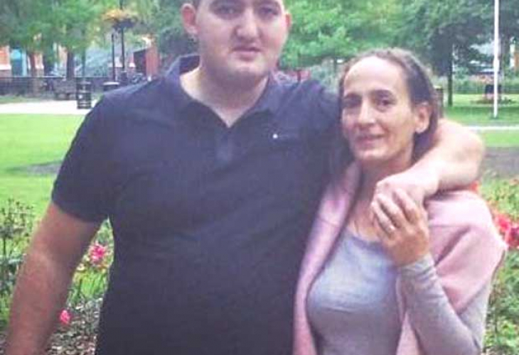 Ето го новия милионер от лотарията! Майка му научи щастливата вест в Англия