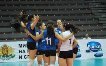 Левски и Звезди 94 започнаха с победи при девойките