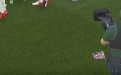 Как тайна снимка на Бербатов е във всеки мач на FIFA 17