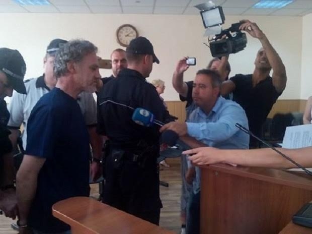 Обвинение за над 15 млн. лв. щети предявиха на клошаря Любо за палежа на тютюневите складове в Пловдив