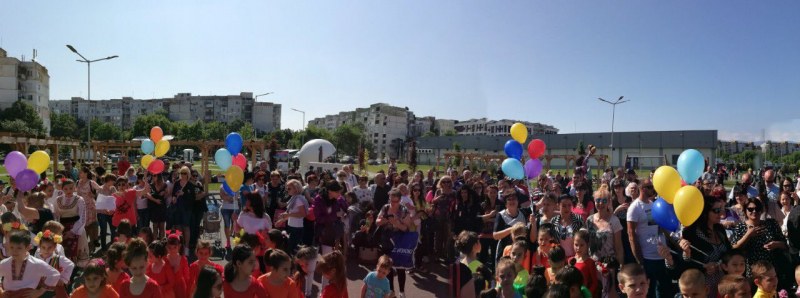 Кметът Костадин Димитров откри тържествата за Деня на детето в „Тракия”