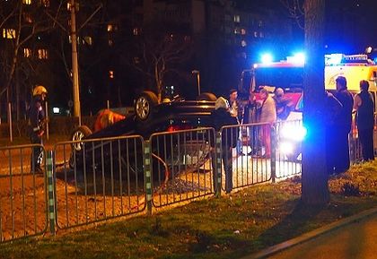 Мъртвопияна шофьорка се обърна до училище в Пловдив