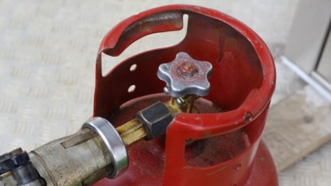 Масирани проверки по станциите и пунктовете за газ