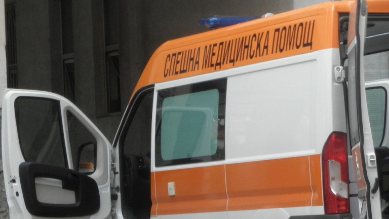 Нисан блъсна мъж булевард в Пловдив! Отчетоха 2 промила в кръвта, но на пешеходеца