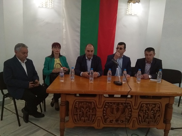 Европейски избори 2019: Даниела Савеклиева, ГЕРБ: През годините Европа и Европейският съюз успяха да достигнат и до най-малките населени места в България