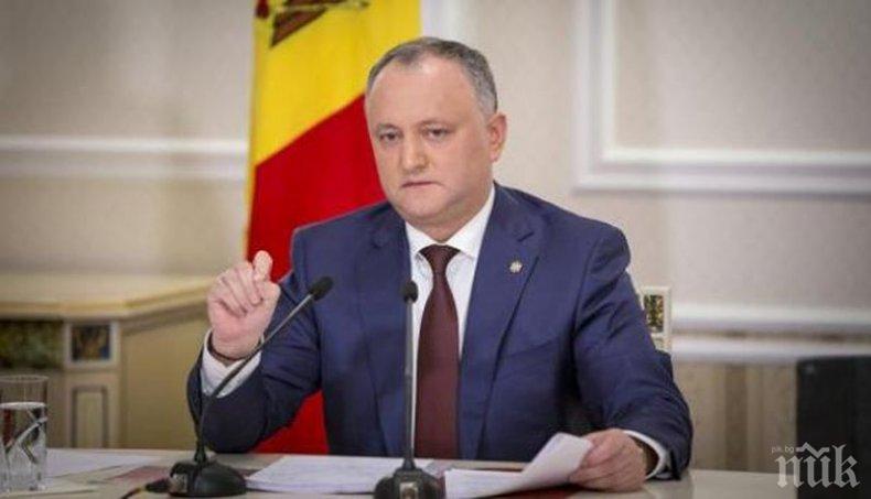 НАПРЕЖЕНИЕ В МОЛДОВА: Отстраняват президента Игор Додон от власт?