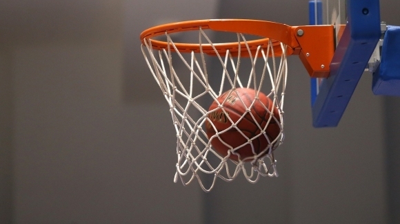 Националният отбор по баскетбол за момчета до 15 години стартира със загуба на Балканиадата