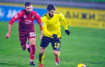 Анжи и Уфа отегчиха с нулево равенство