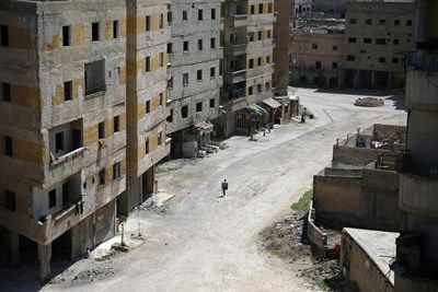 Стотици загинали при удар на склад с химически вещества в Сирия