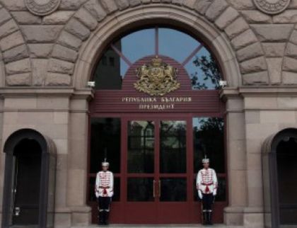 Плевнелиев връчва първия мандат за кабинет