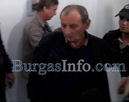 Решава се съдбата на обвинения в блудство школски директор
