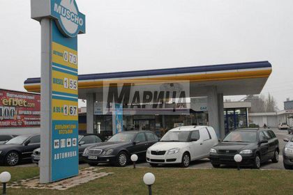 От GSM-на Мусчо: Айде без подробности за бензиностанцията!