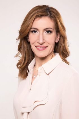Министър Николина Ангелкова: Все повече представители на туристическия бранш от различни страни се доверяват на изложението „Ваканция и СПА Експо“