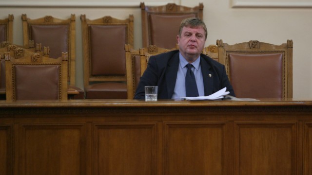 Каракачанов събира ръководството на МВР заради напрежението в Габрово