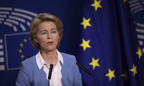 Урсула фон дер Лайен предлага да се въведе минимална заплата в ЕС