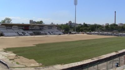 PlovdivDerbyTV: Половината терен на Лаута е вече зачимен