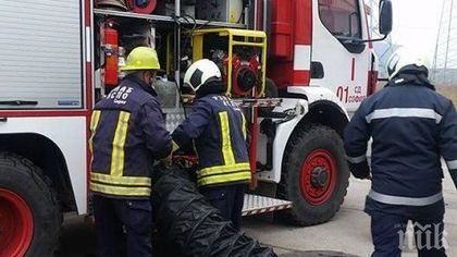 Спукана водна риза причинила аварията в сервиза в 