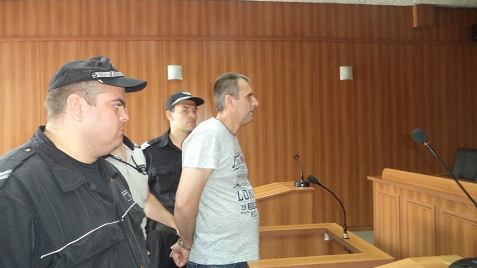Следобед съдът казва убил ли е Венцеслав Караджов собствените си родители