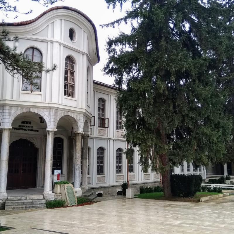 Велико Търново: Кметът Даниел Панов обяви 16 април за неучебен ден
