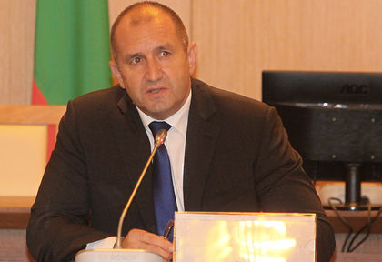 Румен Радев даде интервю за сръбско издание и разкри...
