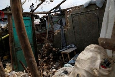 Ураганът Матю взе до 1000 жертви в Хаити