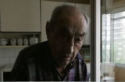 Добри хора искат да помогнат на дядото, върнал 80 лв в банката