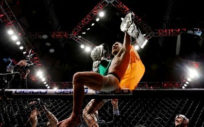 Макгрегър написа историята в UFC