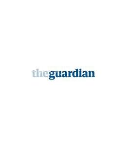 The Guardian: Обещания в последната секунда помогнаха на Мей да оцелее