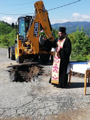 Кърджали: Беше направена първа копка на новия параклис „Св. Николай Чудотворец“ в залив Енчец