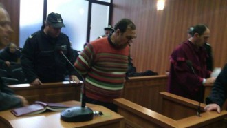 Решават в петък дали да освободят Евстатиев под парична гаранция