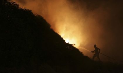 Заради горските пожари: Хиляди португалци на протест