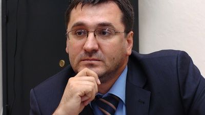 Славчо нападна Тотев: Партийно задкулисие го подкрепи