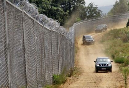 Австрия изпраща свои полицаи да спират бежанците по сръбско-българската граница