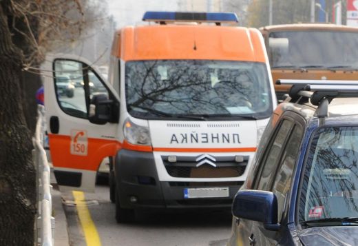 Две жени в болница след верижна катастрофа на Цариградско