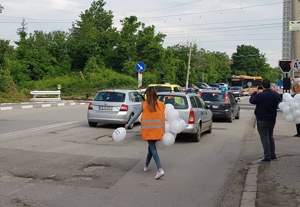 НКЖИ: „Най-важното спиране за деня!“ е мотото на тазгодишния Международен ден за безопасно преминаване през железопътните прелези