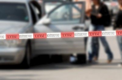Жестоко самоубийство в Айтос - жена се намушка с кухненски нож в корема и врата