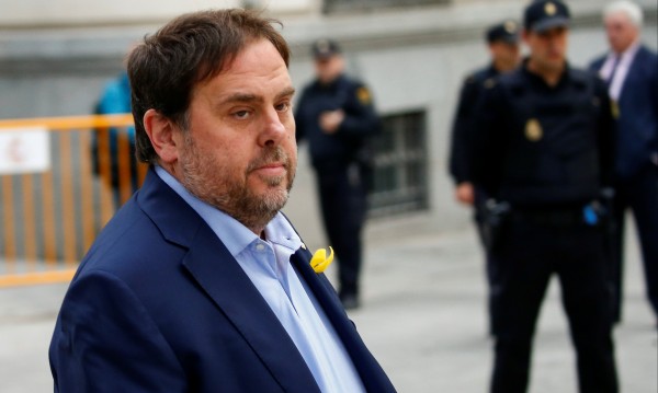 Бившият вицепремиер на Каталуния остава в затвора