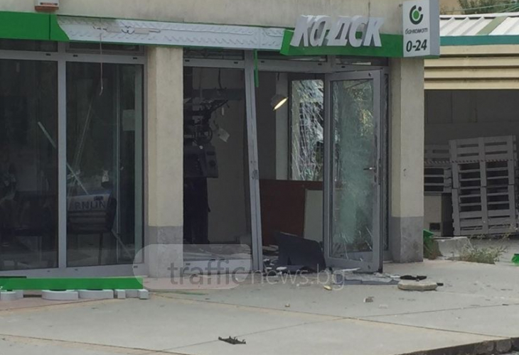Шокиращи разкрития за молдовците, отмъкнали над 200 бона от взривения банкомат в Пловдив! Замесени са в друг знаков обир - в столицата