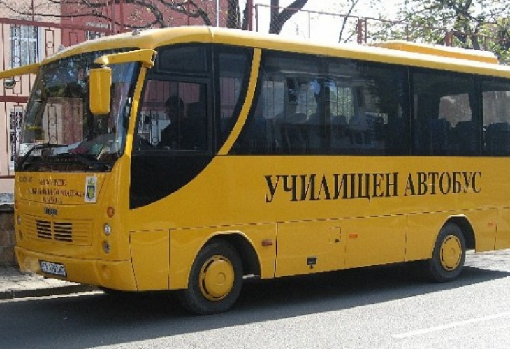 Нова катастрофа с училищен автобус, дете на 5 години пострада в Смолянско