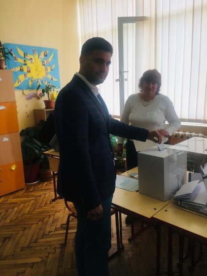 Европейски избори 2019: Андрей Новаков, ГЕРБ: Гласувах по единствения възможен начин, който гарантира, че България няма да се отклони от европейското си развитие