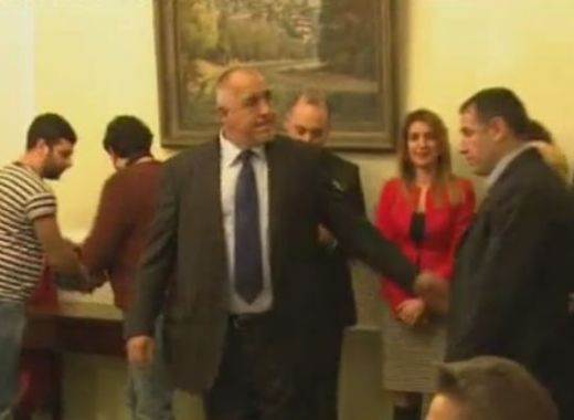 Премиерът се срещна с българите в Лондон