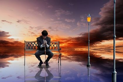 Халед Хосейни: Не е вярно, че може да погребеш миналото. То винаги си проправя път обратно